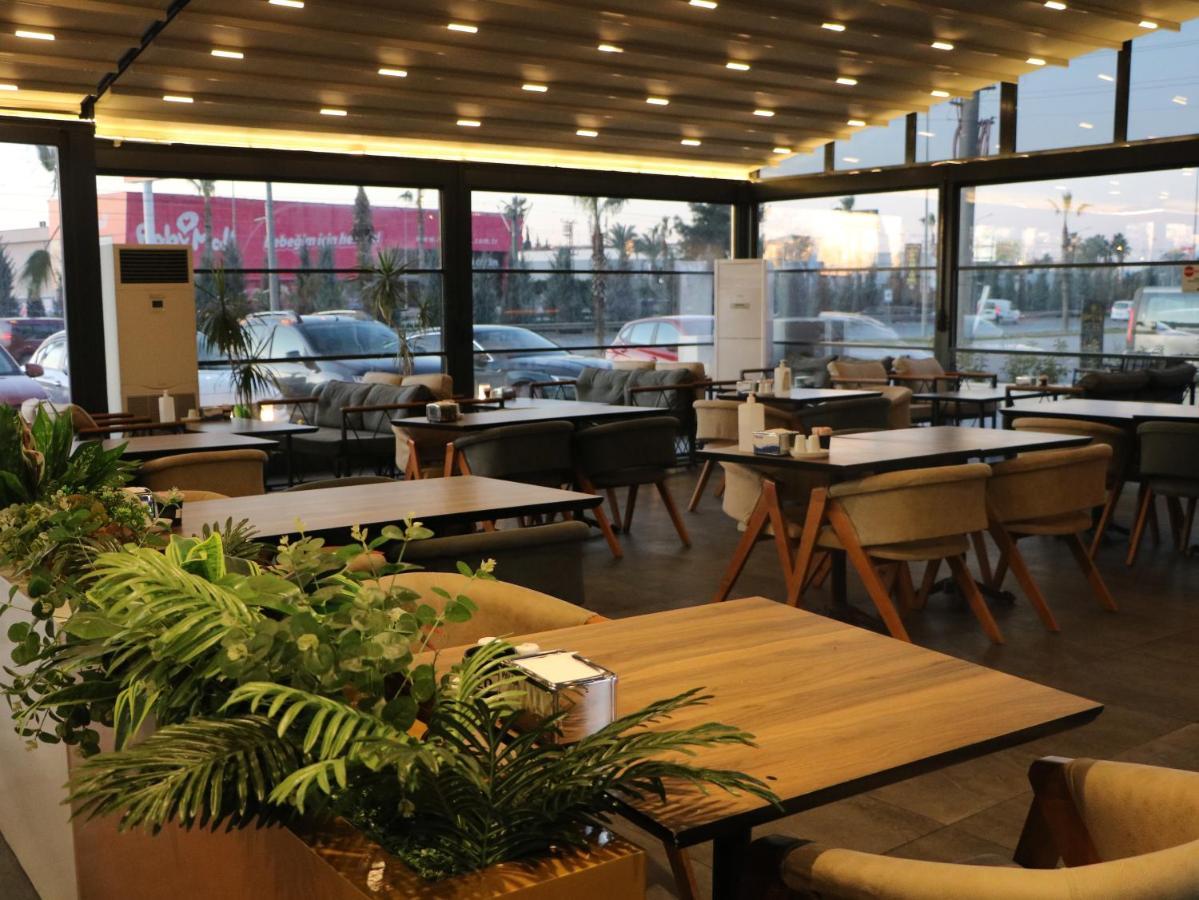 Isnova Hotel Airport Antalia Esterno foto